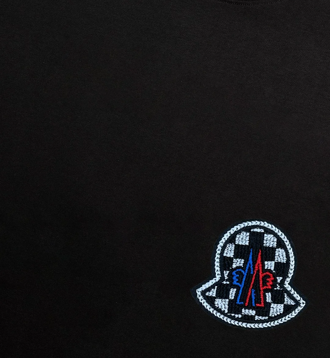 Quality《Moncler~ 》2024New Arrival T , Versatile Quality . ‼ 32 250G ‼ T 🤪 Sizes：S-M-L-XL-2XL ：Black White 、 Same Style
